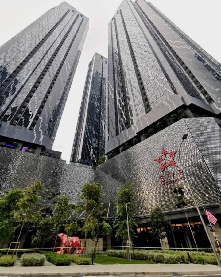Star Holiday Sky Pool Klcc Kuala Lumpur Exterior photo